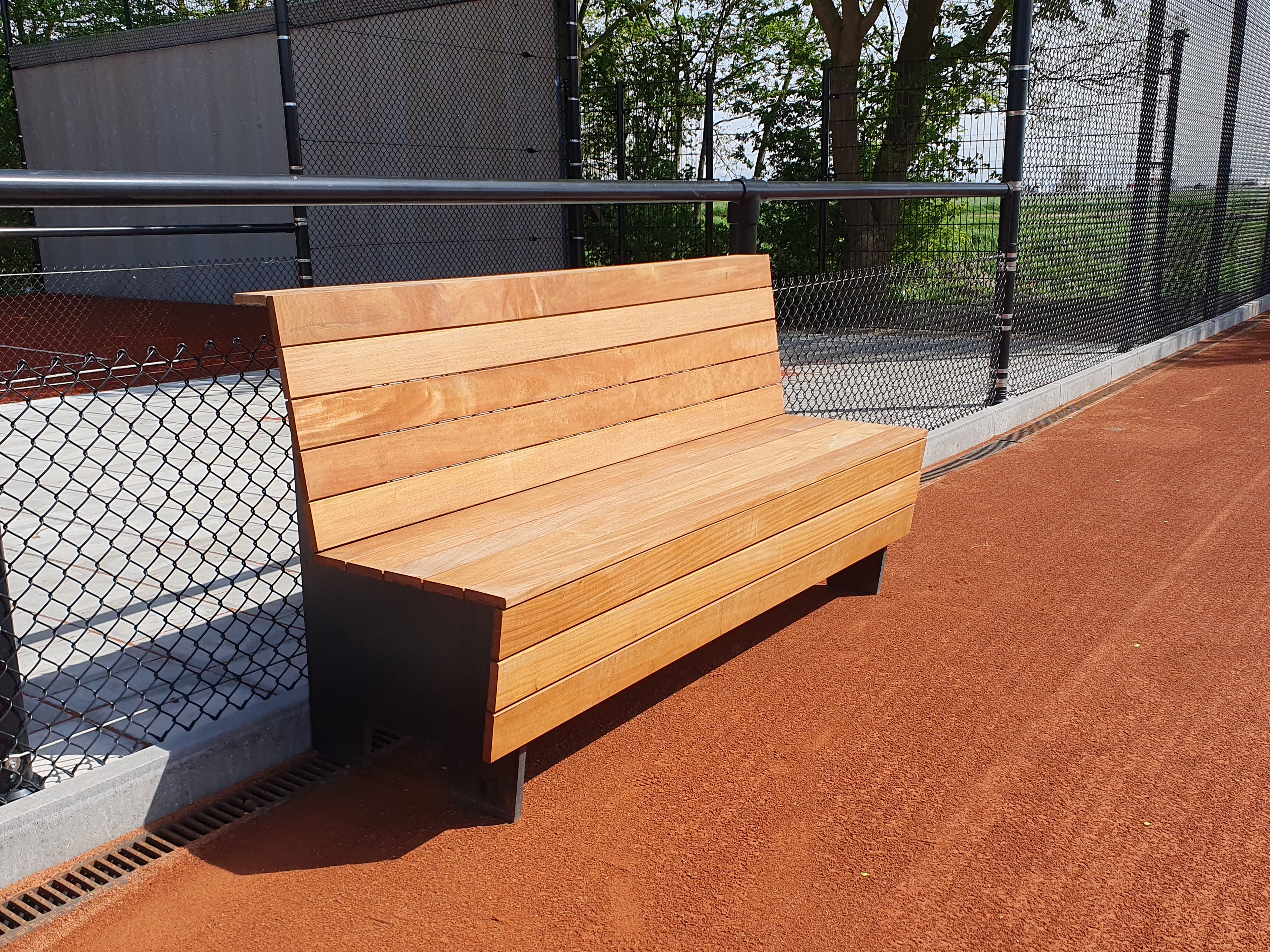 HAARLEMBANKEN ALLURE 180