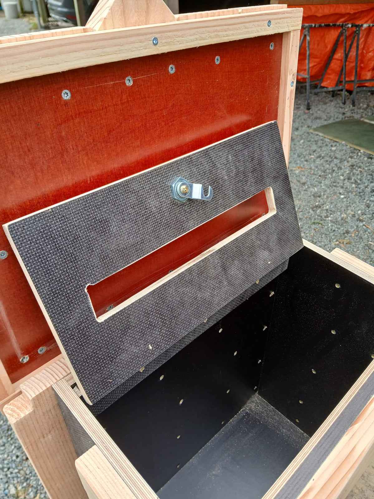 Haarlem Banken® Douglas Brievenbus – Robuuste houten brievenbus voor buiten